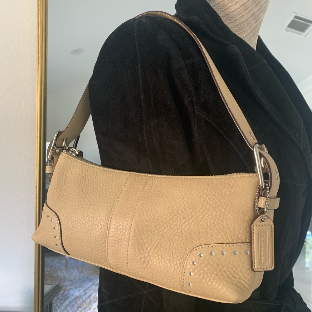 Coach mini bag 💼